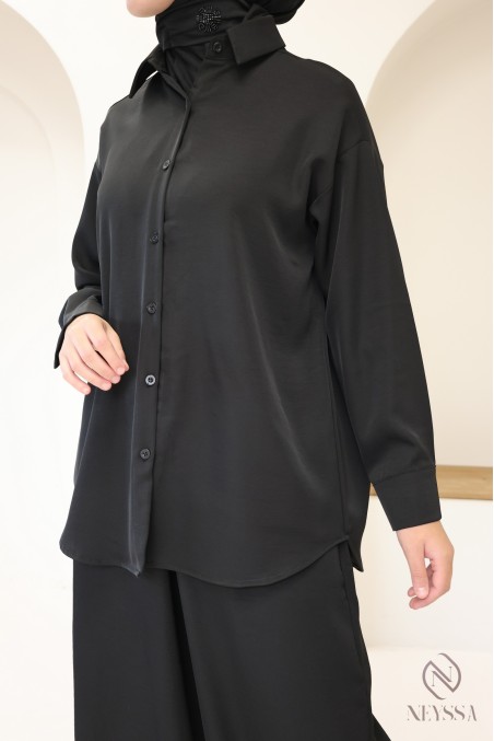 Loose-fitting, flowing culottes for trendy hijabi women