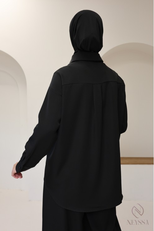 Weite Hose im fließenden Culotte-Stil für trendbewusste Hijabi-Frauen