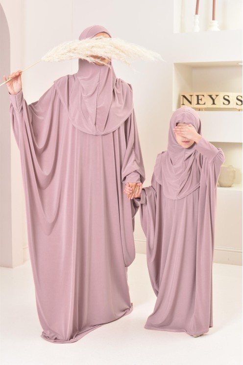 Gebetskleid für Mutter und Tochter in Altrosa