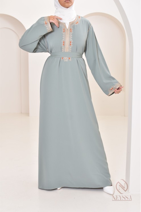 Moroccan djellaba with embroidery details, refined oriental style