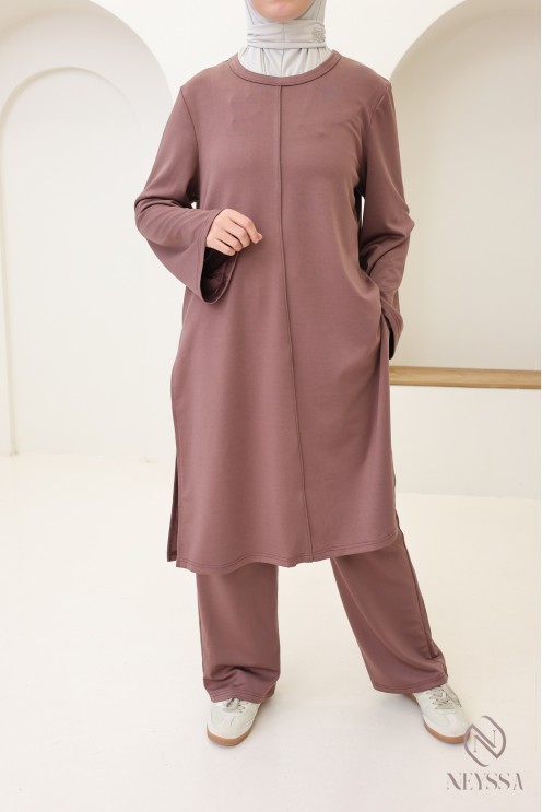 Hijabi tunic and pants set, ideal for fall/winter