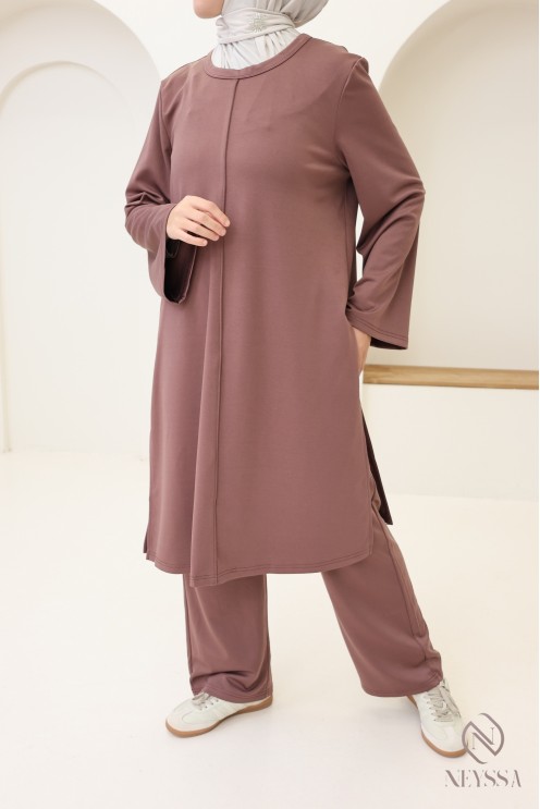 ensemble tunique et pantalon hijabi idéal pour l'automne/hiver
