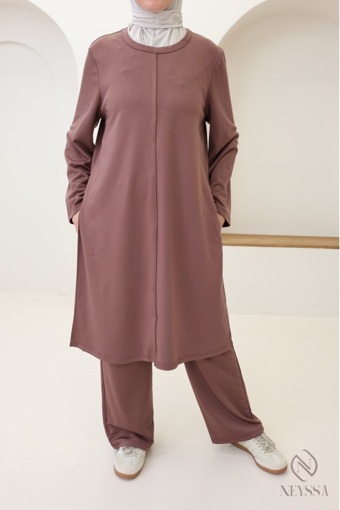 Hijabi tunic and pants set, ideal for fall/winter