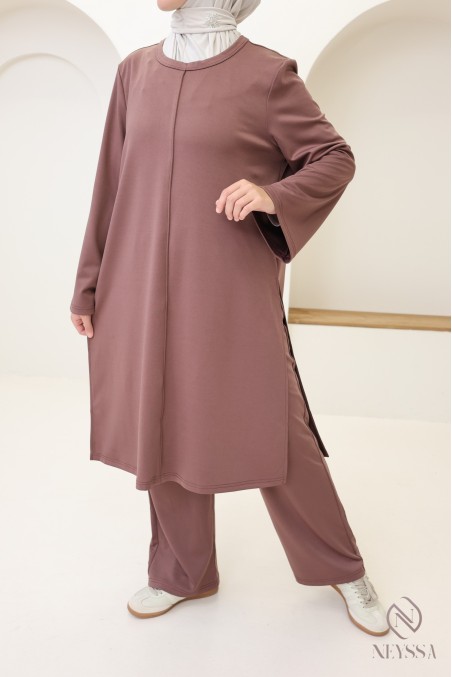 Hijabi tunic and pants set, ideal for fall/winter