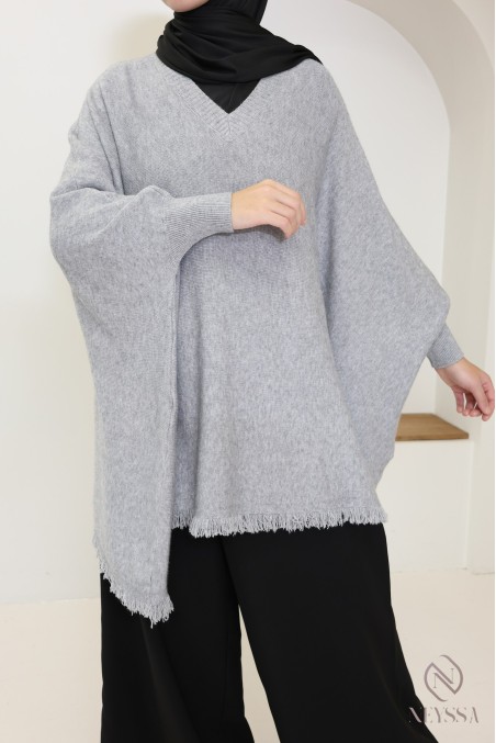 Pull maille à franges col V, coupe papillon extra ample