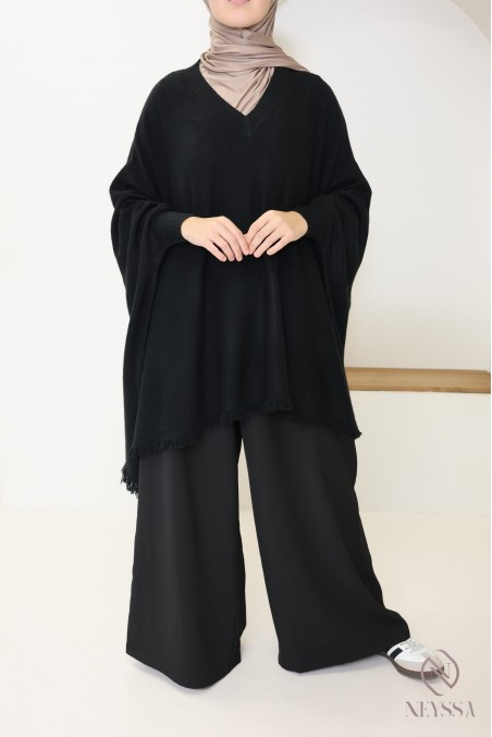 Strickpullover mit Fransen und V-Ausschnitt, Schmetterlingsschnitt