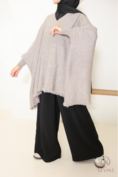 Pull maille à franges col V, coupe papillon extra ample