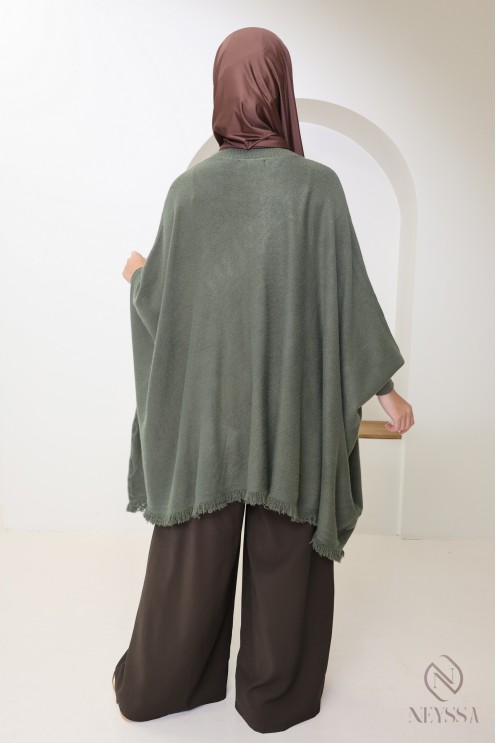 Strickpullover mit Fransen und V-Ausschnitt, Schmetterlingsschnitt