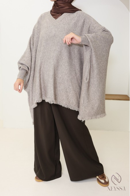 Pull maille à franges col V, coupe papillon extra ample