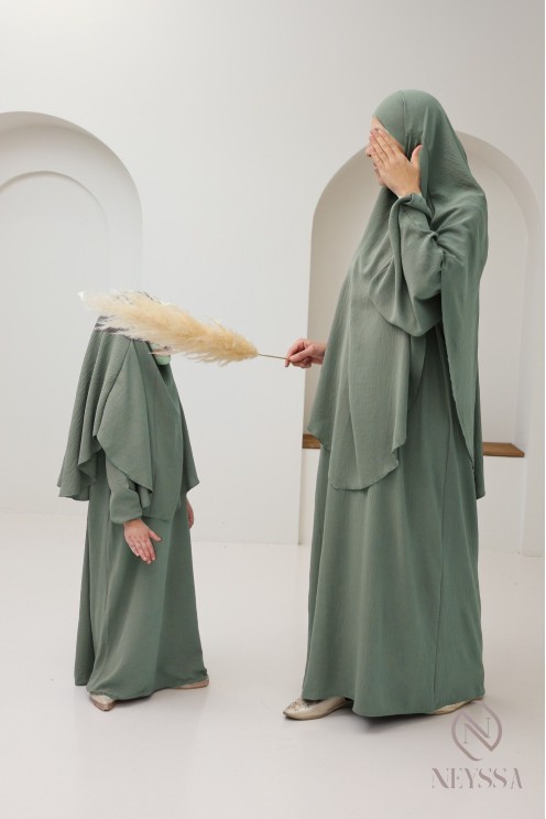 Neyssa abaya khimar ensemble