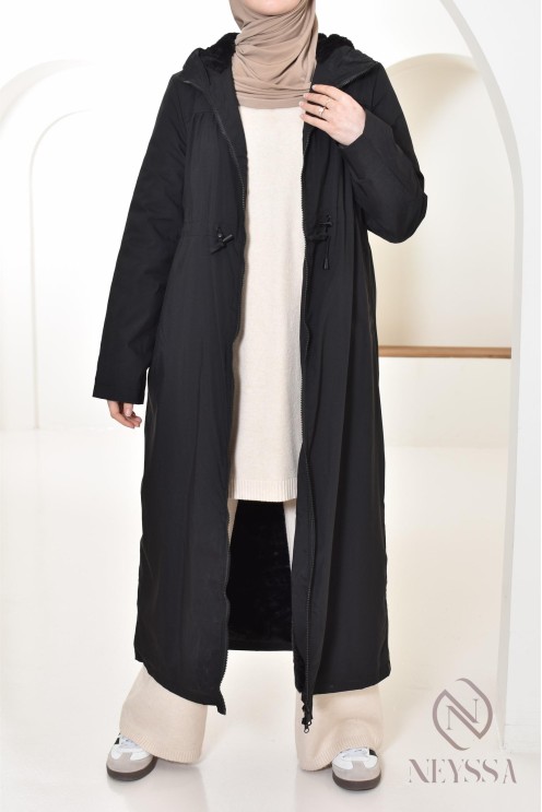 langer Damenparka, innen gefüttert, ideal für die Übergangszeit.