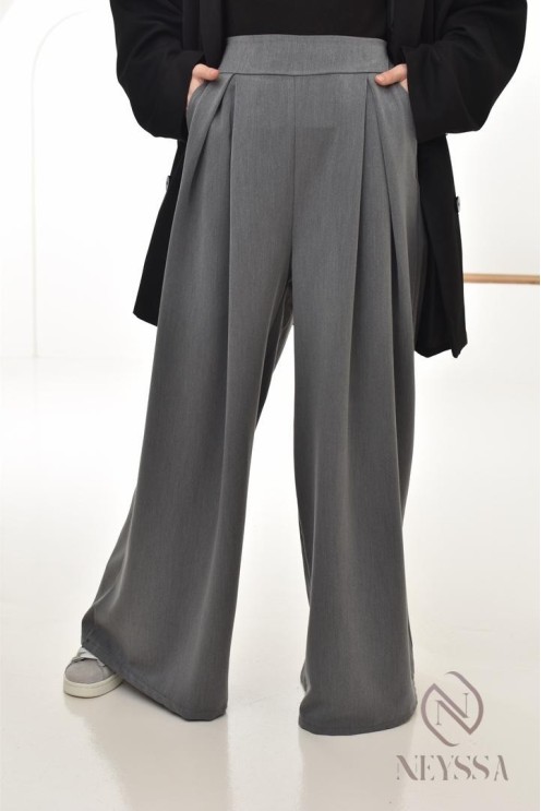 wide palazzo with tailored darts, modest hijabi fashion