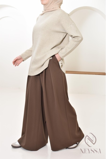 wide palazzo with tailored darts, modest hijabi fashion
