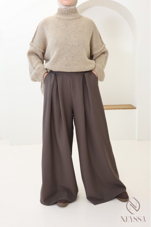 weite Palazzo mit Abnähern Schneider, bescheidene Hijabi-Mode.