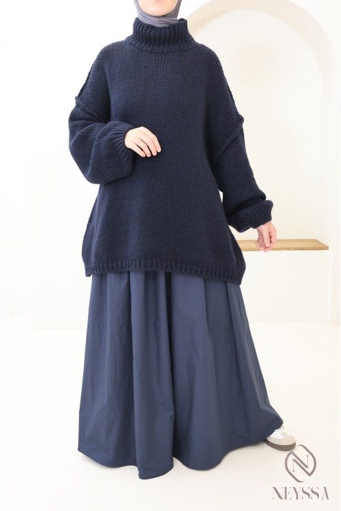 Long flared cotton skirt for women who wear hijabs