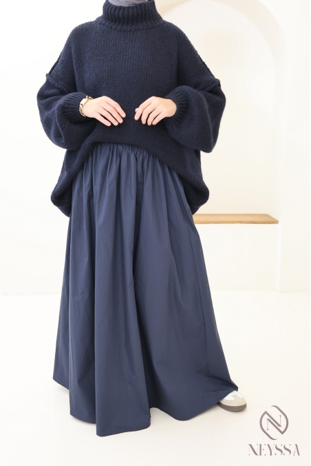 Long flared cotton skirt for women who wear hijabs