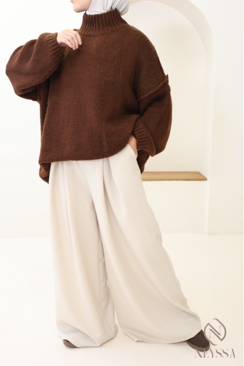 Pull oversize femme modeste en maille, idéal pour tenues hivernales