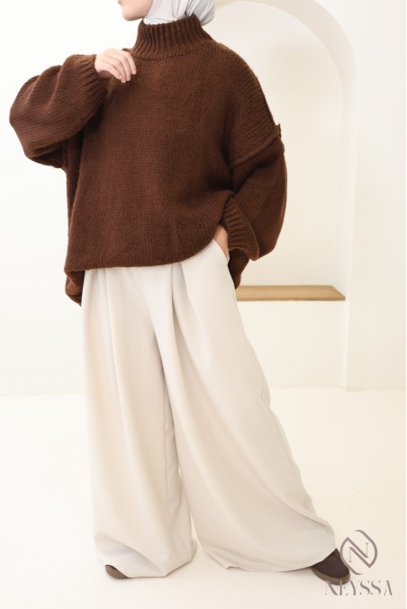 Pull oversize femme modeste en maille, idéal pour tenues hivernales