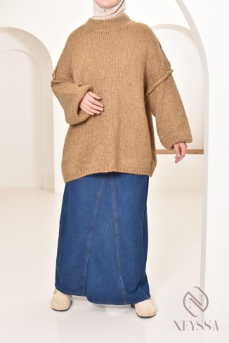 Modest women's oversized knitted sweater, ideal for winter outfits 2