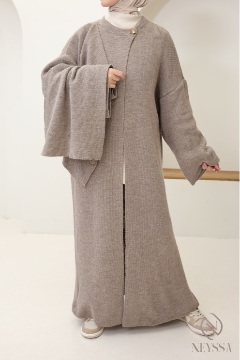 Gilet en maille avec cape intégrée, tenue modeste élégante