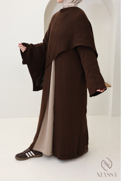 Gilet en maille avec cape intégrée, tenue modeste élégante