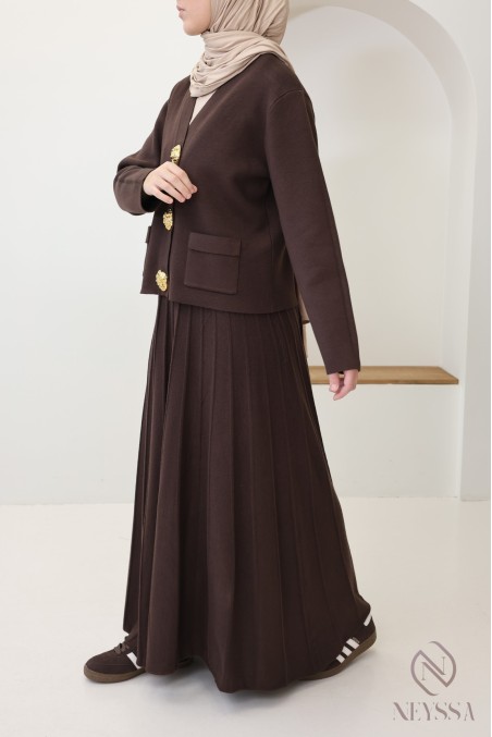 Damen-Set aus Strickjacke + langem, ausgestellten Faltenrock im Hijabi