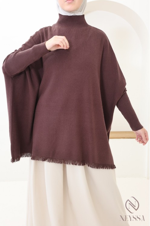 Mid-length fringed turtleneck knit sweater for hijabi women