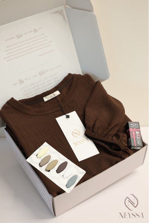 Geschenkbox mit brauner Abaya und Khimar aus Jazz, Box für die Omra