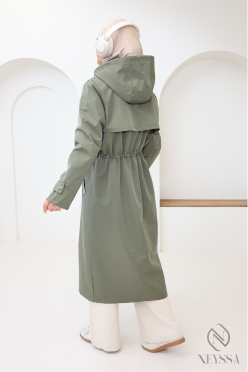 Langer Parka in Khaki mit dezenter Kapuze für Damen, mit Fellfutter