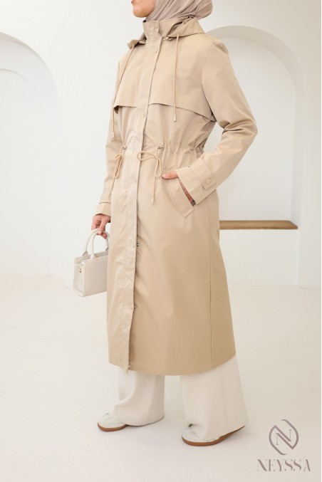 Langer Parka mit dezenter Kapuze für Damen, mit Fellfutter