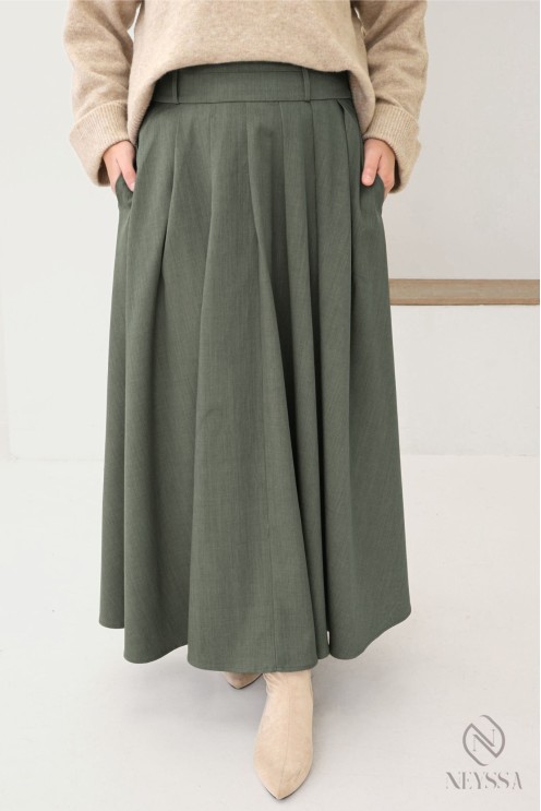 jupe longue tailleur à pinces avec poches, coupe évasée