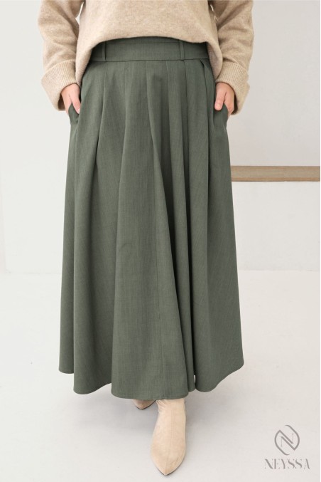 jupe longue tailleur à pinces avec poches, coupe évasée