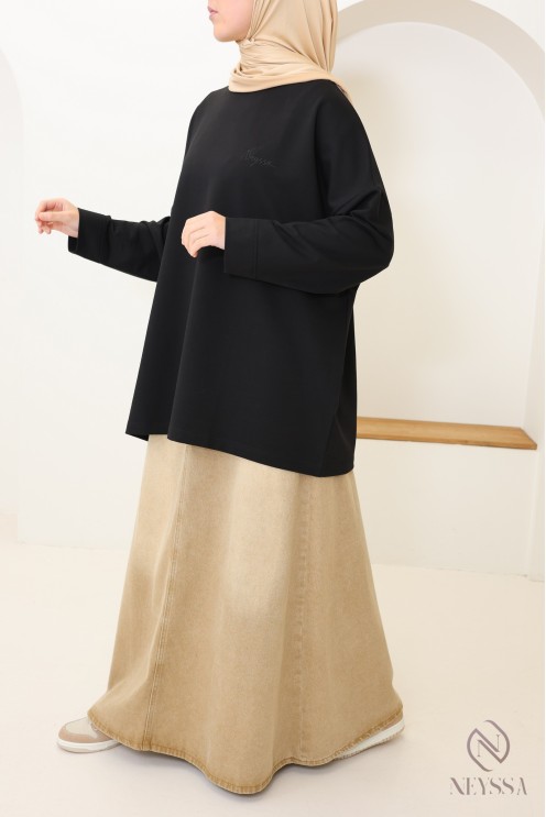 Oversized long-sleeved cotton T-shirt, ideal for sports