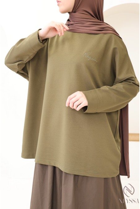 Oversize-T-Shirt aus Baumwolle in Khaki für modebewusste Hijabi-Frauen