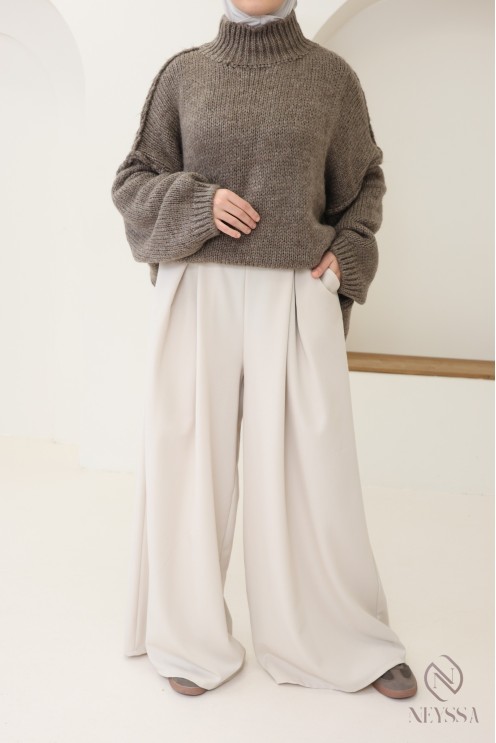 Bescheidener Oversize-Pullover für Damen aus Strick bey neyssa