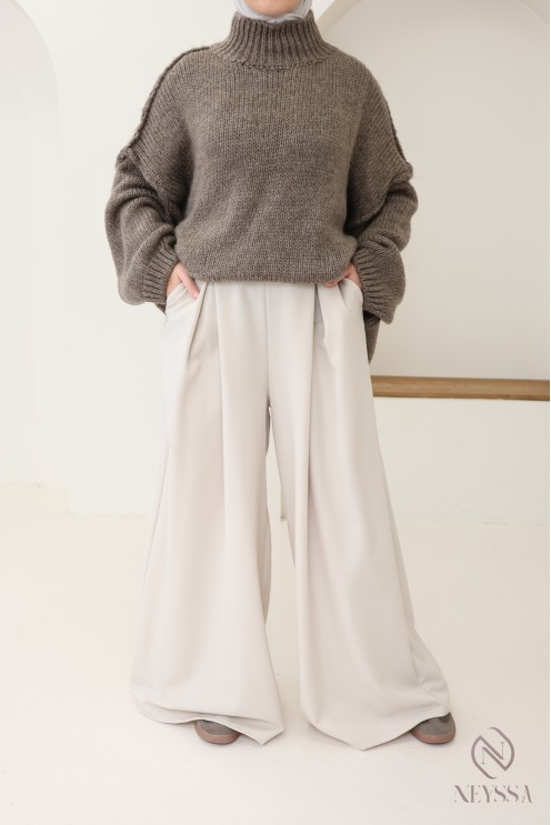 Bescheidener Oversize-Pullover für Damen aus Strick bey neyssa