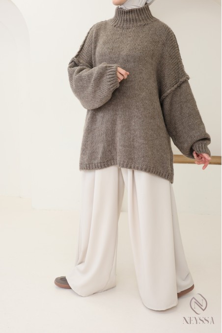 Bescheidener Oversize-Pullover für Damen aus Strick bey neyssa