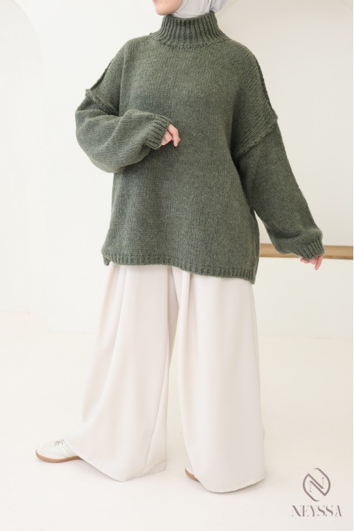 Pull oversize femme modeste en maille, idéal pour tenues hivernales