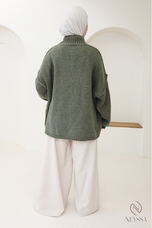 Pull oversize femme modeste en maille, idéal pour tenues hivernales