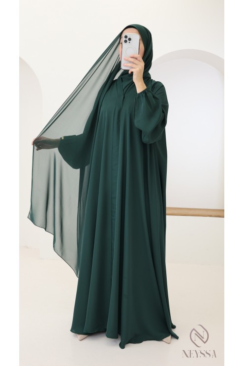 Neyssa green flared Dubai abaya, elegant flowing cut