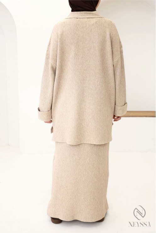 Ensemble jupe maille tissée, tunique col polo avec jupe modeste