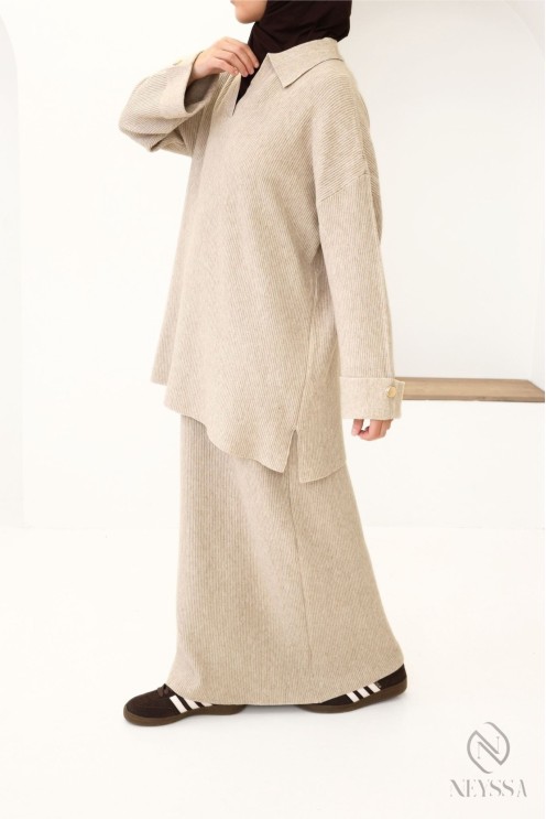 Ensemble jupe maille tissée, tunique col polo avec jupe modeste