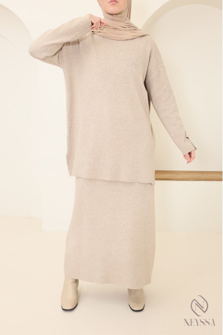 Neyssa Creation beige cosy woven knit skirt and tunic set