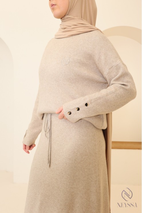 Neyssa Creation beige cosy woven knit skirt and tunic set