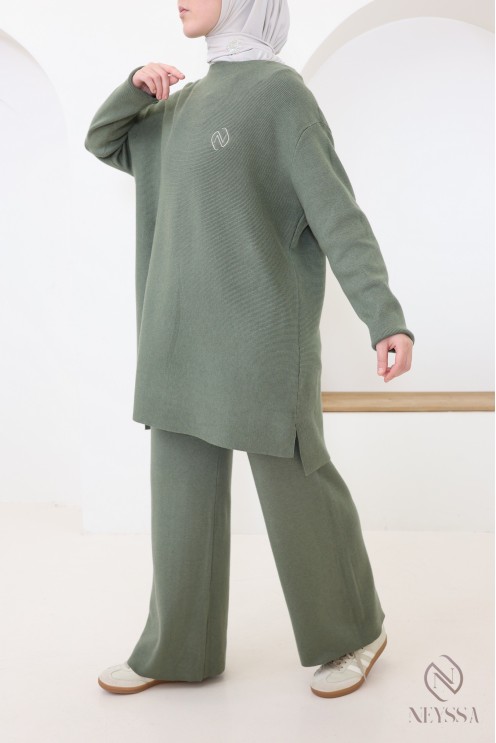 Damen-Set aus Pullover und Hose aus weichem Strick, schlichter Schnitt