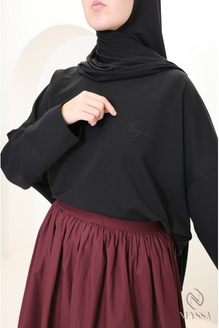 Pull style sweat oversize, idéal pour les hijabi sportives, outfit