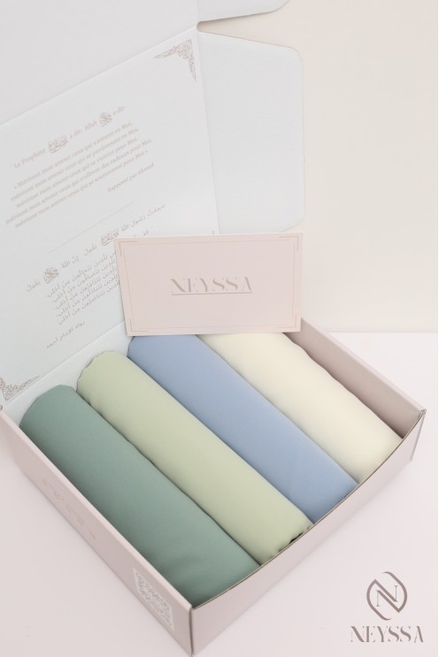 Gift box 4 hidjas in silk from Medina to offer Muslim woman