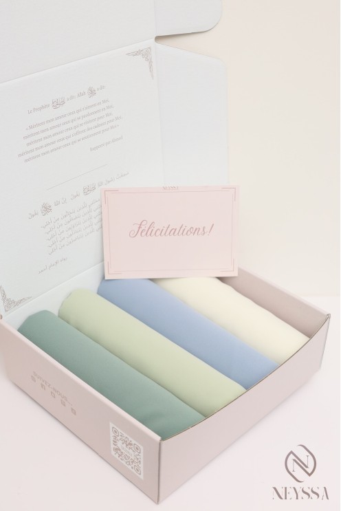 Gift box 4 hidjas in silk from Medina to offer Muslim woman