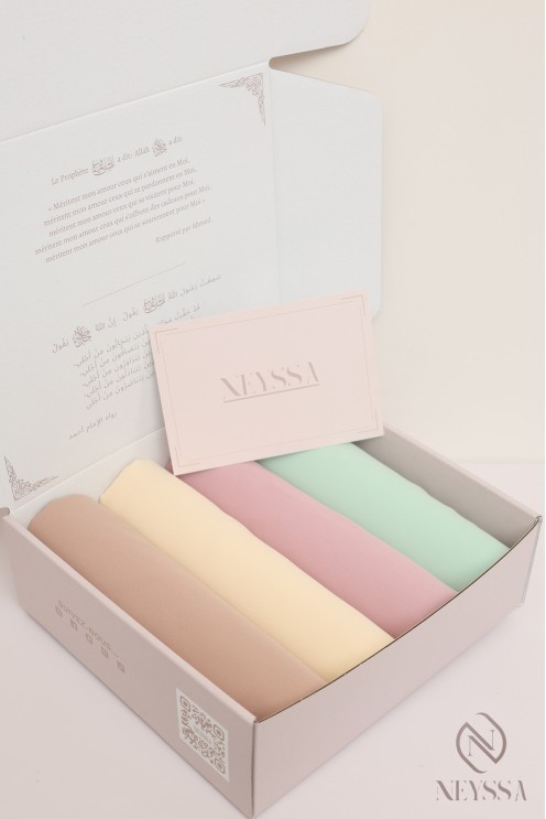 Hijab gift box offered by Neyssa, a collection of trendy scarves offered at great rates.