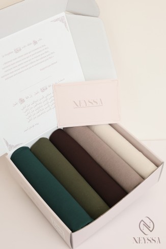Hijab Box Set Schals für eine muslimische Frau.